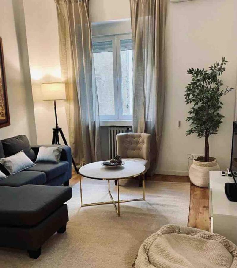 Excelente Piso De 3 Habitaciones En La Latina Мадрид Экстерьер фото